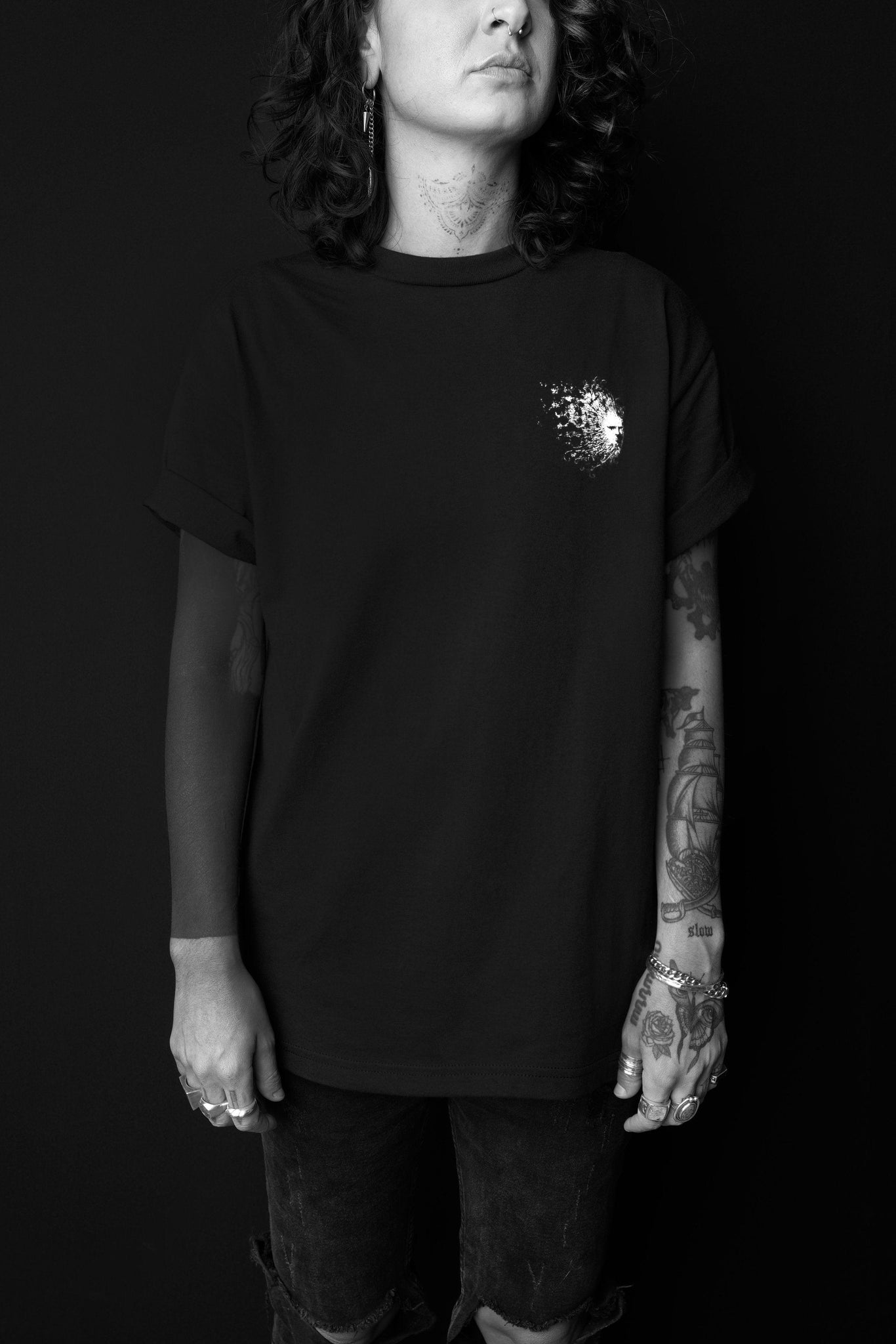 Hoomidaas Black Logo - T-Shirt - Reborn Project Clothing